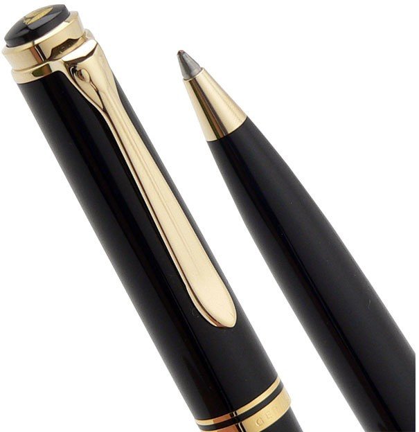 Ручка шариковая Pelikan Souveraen K 800 Black GT, черный, подарочная коробка Ручка шариковая Pelikan Souveraen K 800 Black GT, черный, подарочная коробка