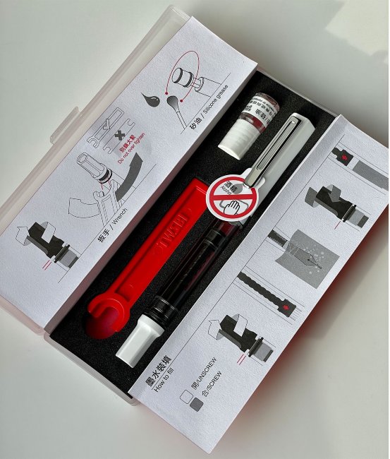 Ручка перьевая TWSBI ECO белый Ручка перьевая TWSBI ECO белый