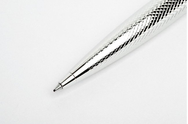 Шариковая ручка Le Lumiere Diamond Graduated Platinum GT Шариковая ручка Le Lumiere Diamond Graduated Platinum GT