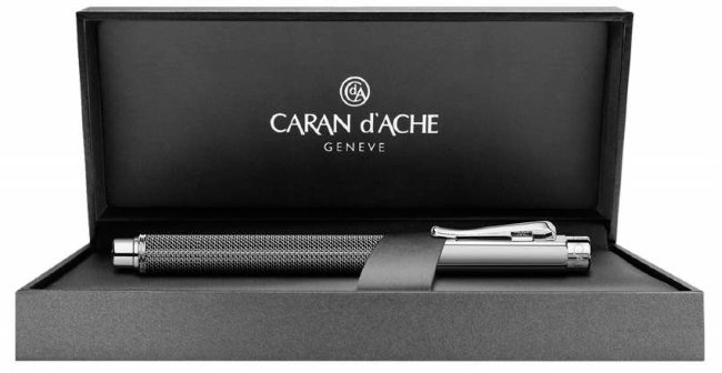 Ручка-роллер Caran d'Ache Varius, Ivanhoe SP Ручка-роллер Caran d'Ache Varius, Ivanhoe SP