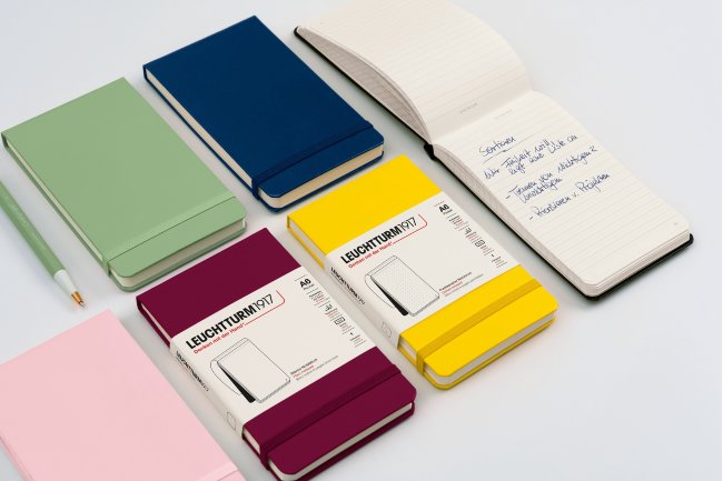 Блокнот Leuchtturm Reporter Notepad Pocket (в линейку), 188 стр., твердая обложка, пастельный зеленый Блокнот Leuchtturm Reporter Notepad Pocket (в линейку), 188 стр., твердая обложка, пастельный зеленый