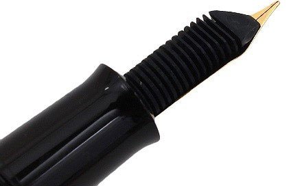 Перьевая ручка Pelikan Elegance Classic M200 Black and Brown Marbled GT