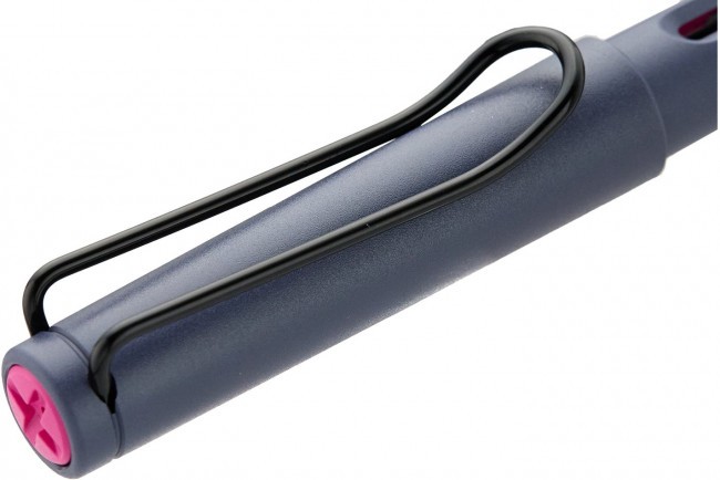 Перьевая ручка Lamy Safari Special Edition 2024, Розовый Утес Перьевая ручка Lamy Safari Special Edition 2024, Розовый Утес