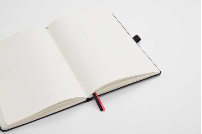 Записная книжка Lamy мягкий переплет, формат А5, черный цвет, нелинованная Записная книжка Lamy мягкий переплет, формат А5, черный цвет, нелинованная