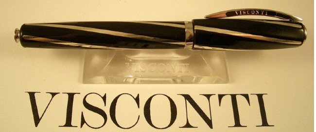 Ручка перьевая Visconti Divina Black Medium