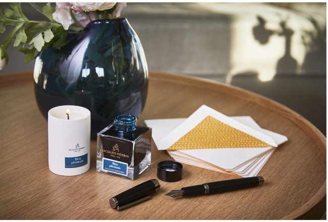 Ароматизированные чернила в банке Herbin Prestige, 50 мл, Bleu plénitude Синий Ароматизированные чернила в банке Herbin Prestige, 50 мл, Bleu plénitude Синий