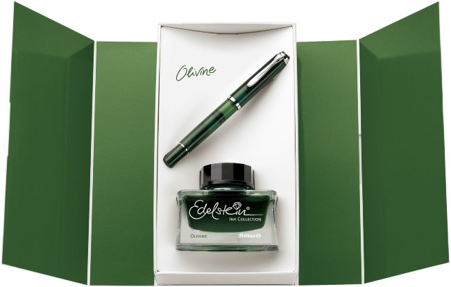 Ручка перьевая Pelikan Elegance Classic M205 SE Olivine, в комплекте флакон чернил Edelstein, подарочная коробка Ручка перьевая Pelikan Elegance Classic M205 SE Olivine, в комплекте флакон чернил Edelstein, подарочная коробка