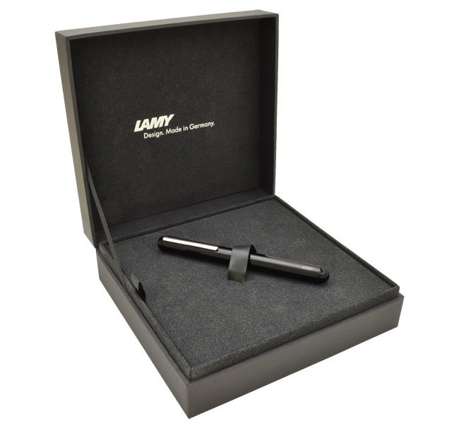 Перьевая ручка Lamy 074 dialog3, Черный лак, M Перьевая ручка Lamy 074 dialog3, Черный лак, M