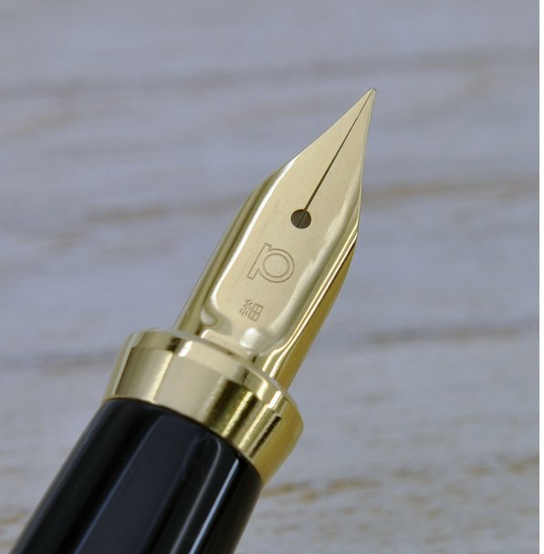 Ручка перьевая Platinum «Century» черная