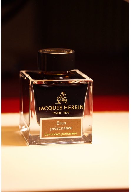 Ароматизированные чернила в банке Herbin Prestige, 50 мл, Brun prevenance Коричневый Ароматизированные чернила в банке Herbin Prestige, 50 мл, Brun prevenance Коричневый