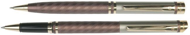 Набор: ручка шариковая и роллер Pierre Cardin Pen and Pen матовый коричневый, серебристый Набор: ручка шариковая и роллер Pierre Cardin Pen and Pen матовый коричневый, серебристый