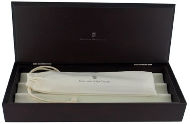 Ручка роллер Graf von Faber-Castell Classic Platinum Plated Ручка роллер Graf von Faber-Castell Classic Platinum Plated