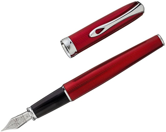 Перьевая ручка Diplomat Excellence A2 Skyline Red Перьевая ручка Diplomat Excellence A2 Skyline Red