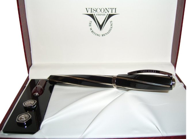 Ручка - роллер и запонки стальные Visconti Divina Black Over Ручка - роллер и запонки стальные Visconti Divina Black Over