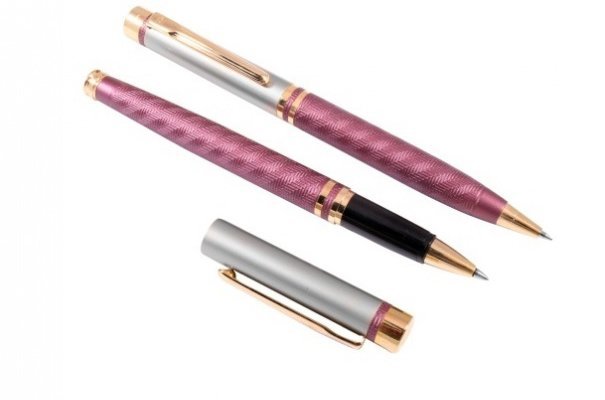 Набор: ручка шариковая и роллер Pierre Cardin Pen and Pen, сиреневый, серебристый Набор: ручка шариковая и роллер Pierre Cardin Pen and Pen, сиреневый, серебристый