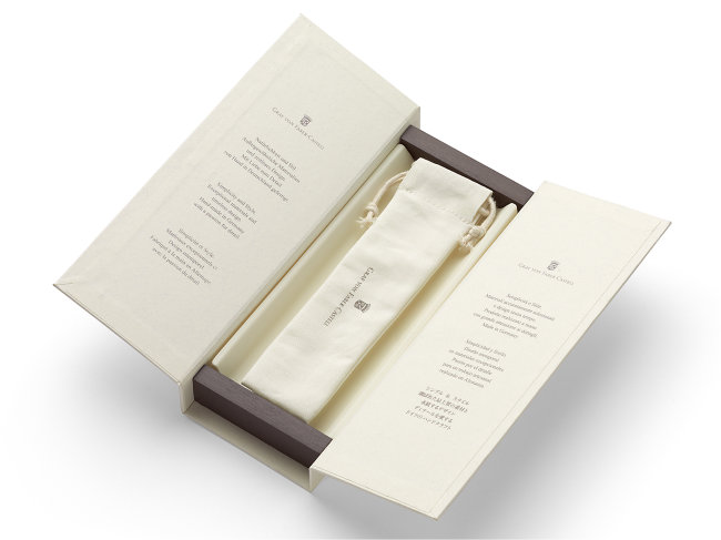 Шариковая ручка Graf von Faber-Castell Guillloche Cisele Brown Шариковая ручка Graf von Faber-Castell Guillloche Cisele Brown