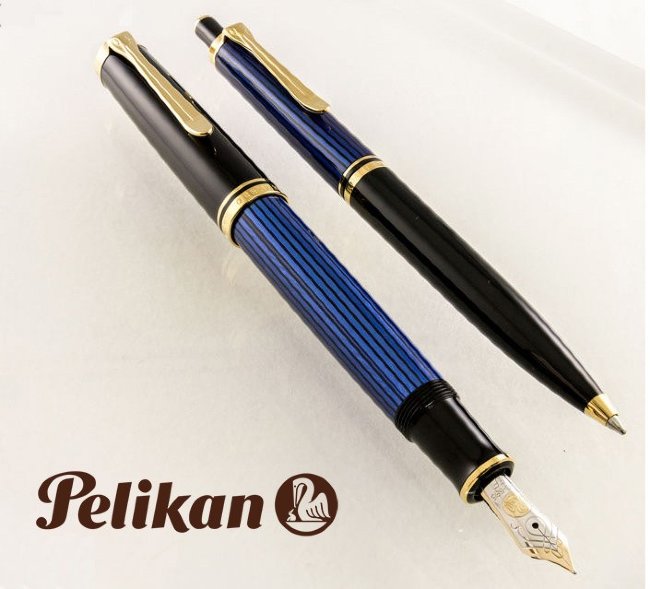 Ручка шариковая Pelikan Souveraen K 400, черный/синий, подарочная коробка Ручка шариковая Pelikan Souveraen K 400, черный/синий, подарочная коробка