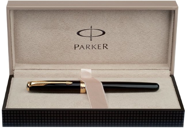 Шариковая ручка Parker Sonnet K530, Laque Black GT Шариковая ручка Parker Sonnet K530, Laque Black GT
