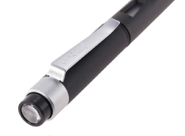 Перьевая ручка Diplomat Magnum Soft Touch Black