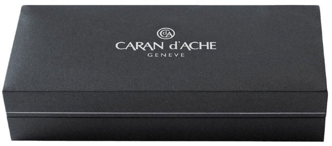 Ручка-роллер Caran d`Ache Leman de Nuit RH, подарочная коробка Ручка-роллер Caran d`Ache Leman de Nuit RH, подарочная коробка