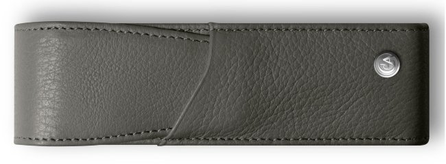 Футляр кожаный для 2-х ручек Caran d'Ache Leman, серый Футляр кожаный для 2-х ручек Caran d'Ache Leman, серый