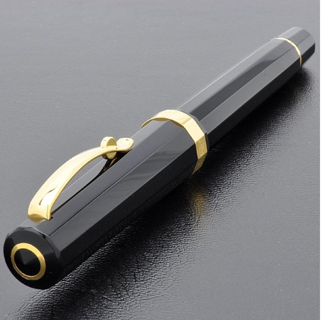 Ручка перьевая Omas Milord Black Dorato Ручка перьевая Omas Milord Black Dorato