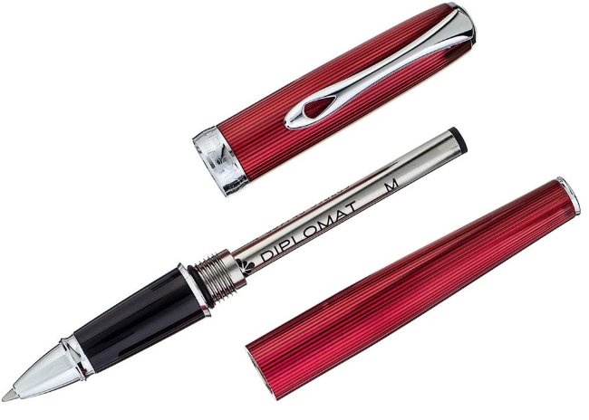 Ручка-роллер Diplomat Excellence A2 Skyline Red Ручка-роллер Diplomat Excellence A2 Skyline Red