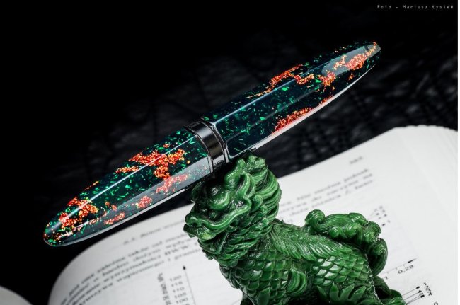 Перьевая ручка BENU Minima Berry Field Перьевая ручка BENU Minima Berry Field