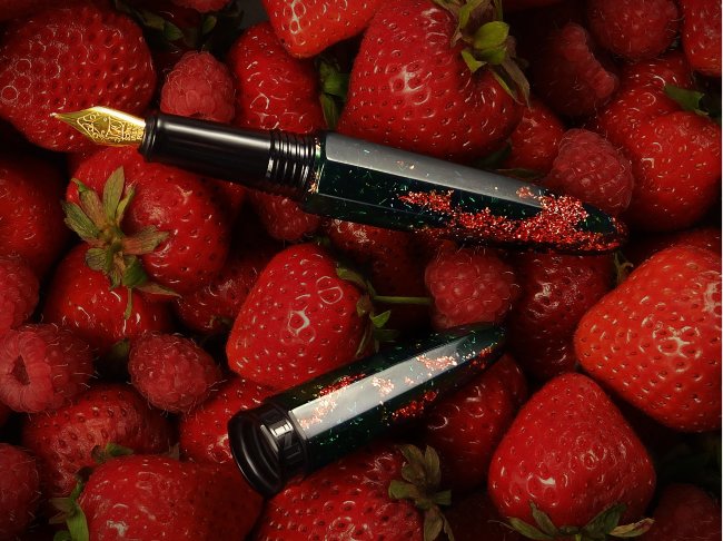 Перьевая ручка BENU Minima Berry Field Перьевая ручка BENU Minima Berry Field