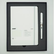 Комплект: Ручка перьевая Lamy Safari Белый, Записная книжка, мягкий переплет, А5, белый