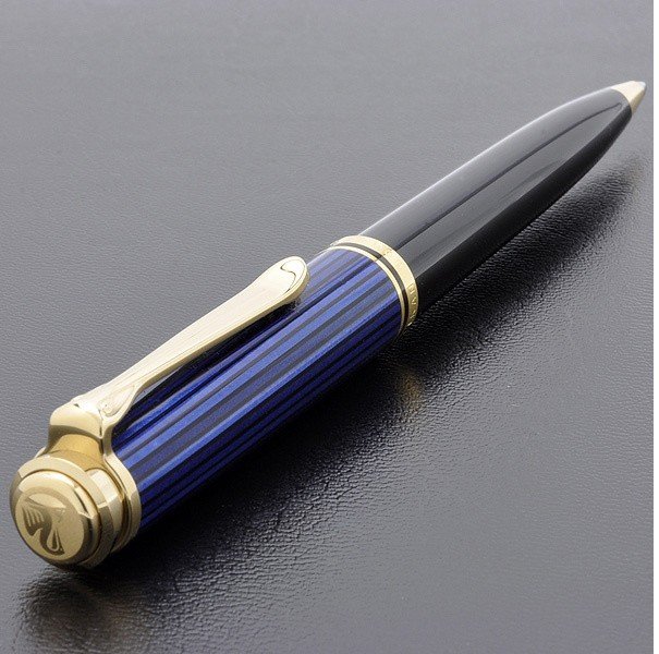 Ручка шариковая Pelikan Souveraen K 800, черный/синий, подарочная коробка Ручка шариковая Pelikan Souveraen K 800, черный/синий, подарочная коробка