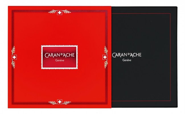 Шариковая ручка Caran d`Ache Ecridor Christmas Seasons Greetings, в комплекте чехол для ручки, подарочная коробка Шариковая ручка Caran d`Ache Ecridor Christmas Seasons Greetings, в комплекте чехол для ручки, подарочная коробка