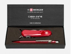 Набор: ручка шариковая Caran d`Ache и карманный нож Wenger, красный