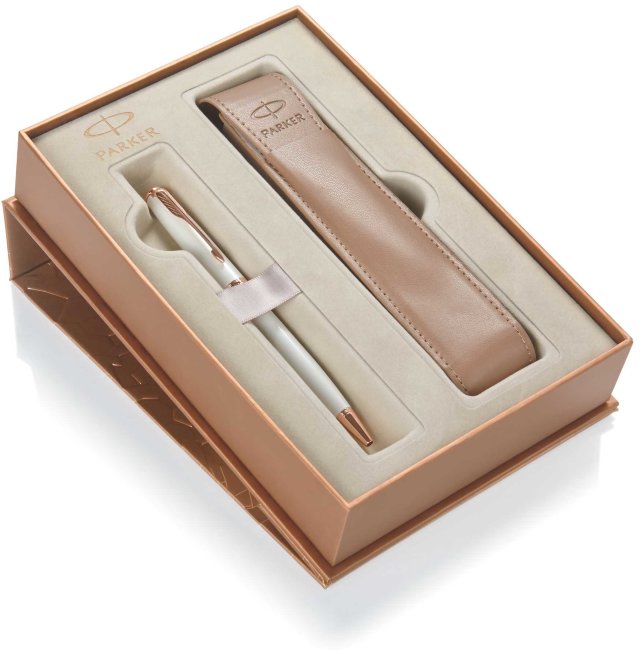 Подарочный набор: шариковая ручка Parker Sonnet Pearl lacquer + кожаный чехол Подарочный набор: шариковая ручка Parker Sonnet Pearl lacquer + кожаный чехол