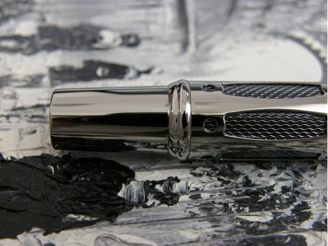 Перьевая ручка Pierre Cardin The One, хром Перьевая ручка Pierre Cardin The One, хром