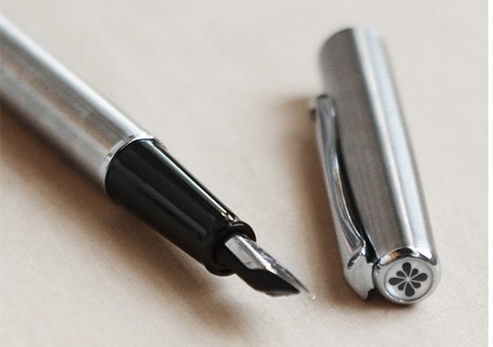 Перьевая ручка Diplomat Traveller Stainless Steel Перьевая ручка Diplomat Traveller Stainless Steel