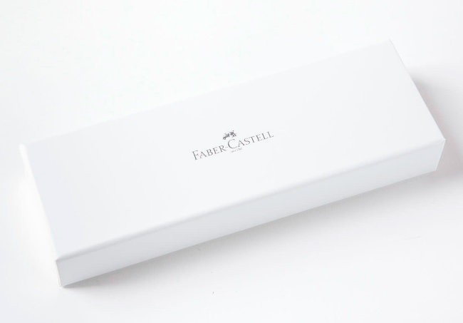 Роллер Graf von Faber-Castell Basic Metal, полированный хромированный металл Роллер Graf von Faber-Castell Basic Metal, полированный хромированный металл