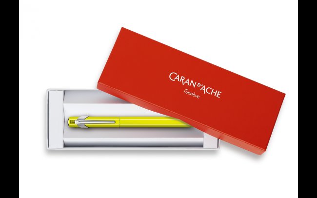 Перьевая ручка Caran d'Ache Office 849 Fluo Yellow
