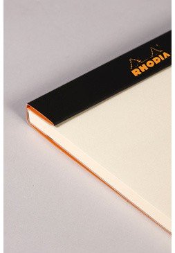 Блокнот Rhodia Basics "le R" №16, A5, без линовки, 90 г, оранжевый Блокнот Rhodia Basics "le R" №16, A5, без линовки, 90 г, оранжевый