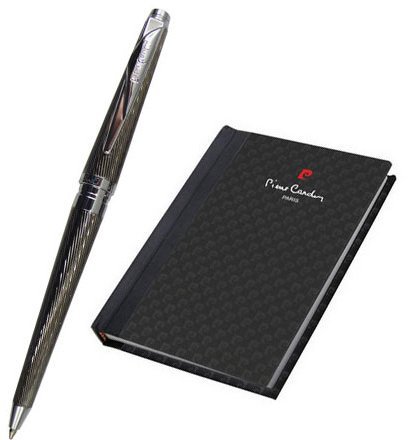 Набор Pierre Cardin шариковая ручка оружейный хром и записная книжка Набор Pierre Cardin шариковая ручка оружейный хром и записная книжка