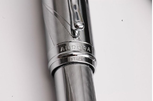 Ручка перьевая Aurora Ipsilon Design