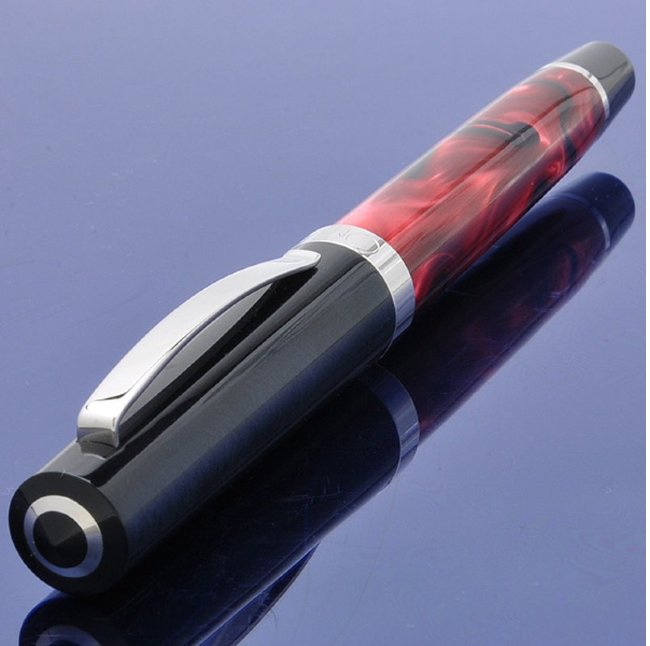 Ручка перьевая Omas Bologna Blue/Red Ручка перьевая Omas Bologna Blue/Red