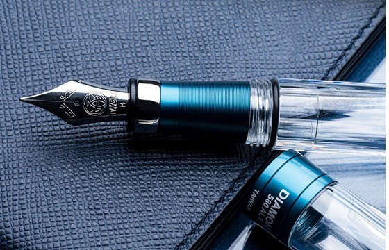 Ручка перьевая TWSBI Diamond 580 AL R темно-синий Ручка перьевая TWSBI Diamond 580 AL R темно-синий