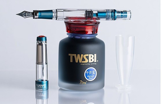 Ручка перьевая TWSBI Diamond 580 AL R темно-синий Ручка перьевая TWSBI Diamond 580 AL R темно-синий