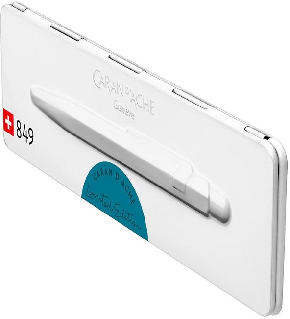 Шариковая ручка Caran d'Ache Office 849 Claim Your Style 3 Glacier Blue Шариковая ручка Caran d'Ache Office 849 Claim Your Style 3 Glacier Blue