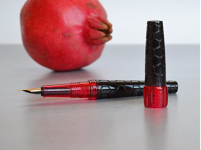 Перьевая ручка BENU HEXAGON-F Перьевая ручка BENU HEXAGON-F