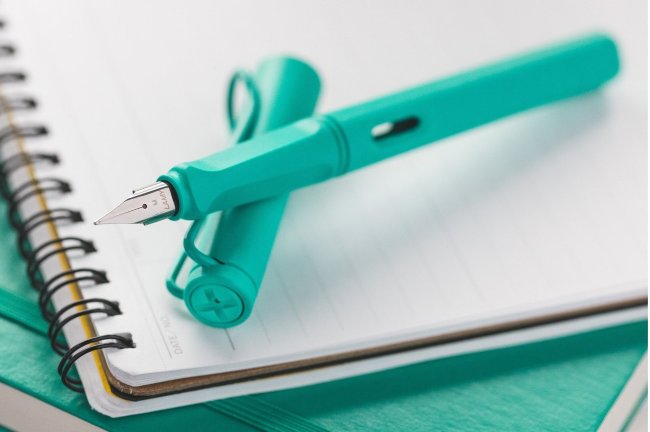 Ручка перьевая Lamy Safari Candy, Аквамарин, Special Edition 2020 Ручка перьевая Lamy Safari Candy, Аквамарин, Special Edition 2020