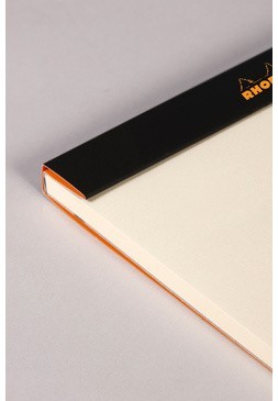 Блокнот Rhodia Basics "le R" №18, A4, без линовки, 90 г, оранжевый Блокнот Rhodia Basics "le R" №18, A4, без линовки, 90 г, оранжевый