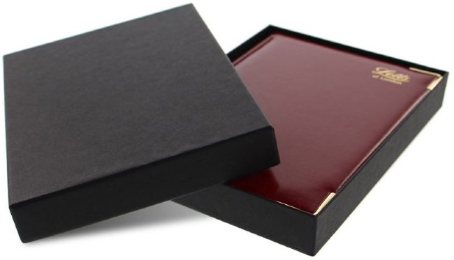 Ежедневник Letts LEXICON A5 недатированный, искусственная кожа, белые страницы, бургунди Ежедневник Letts LEXICON A5 недатированный, искусственная кожа, белые страницы, бургунди