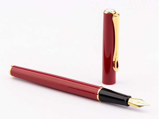 Перьевая ручка Diplomat Traveller Dark Red gold Перьевая ручка Diplomat Traveller Dark Red gold